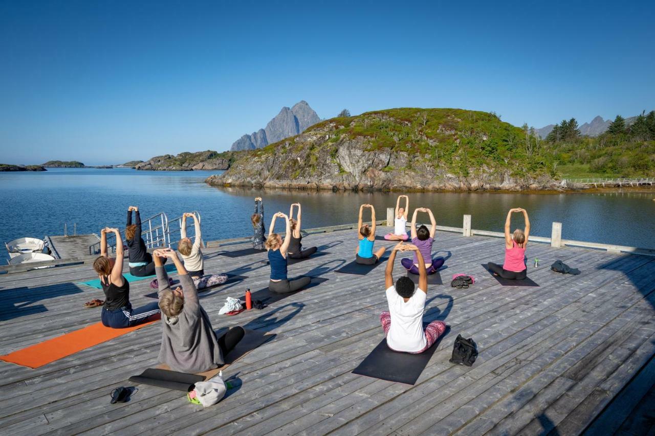 Nyvagar Rorbuhotell - By Classic Norway Hotels Kabelvag Ngoại thất bức ảnh